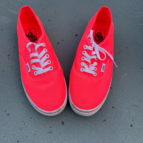 Vans Unisex Hot Neon Pink Sneakers Low Top, Lace Up U.S. Men's 6.5 U.S. Women 8 - Picture 1 of 10